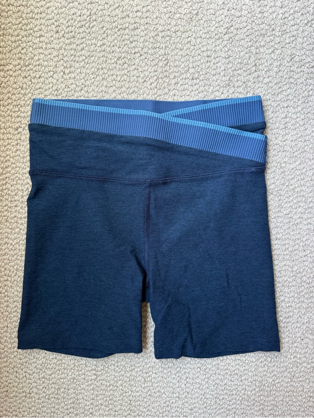 Beyond Yoga In the Mix Set (bra med, shorts small) - Picture 3 of 6
